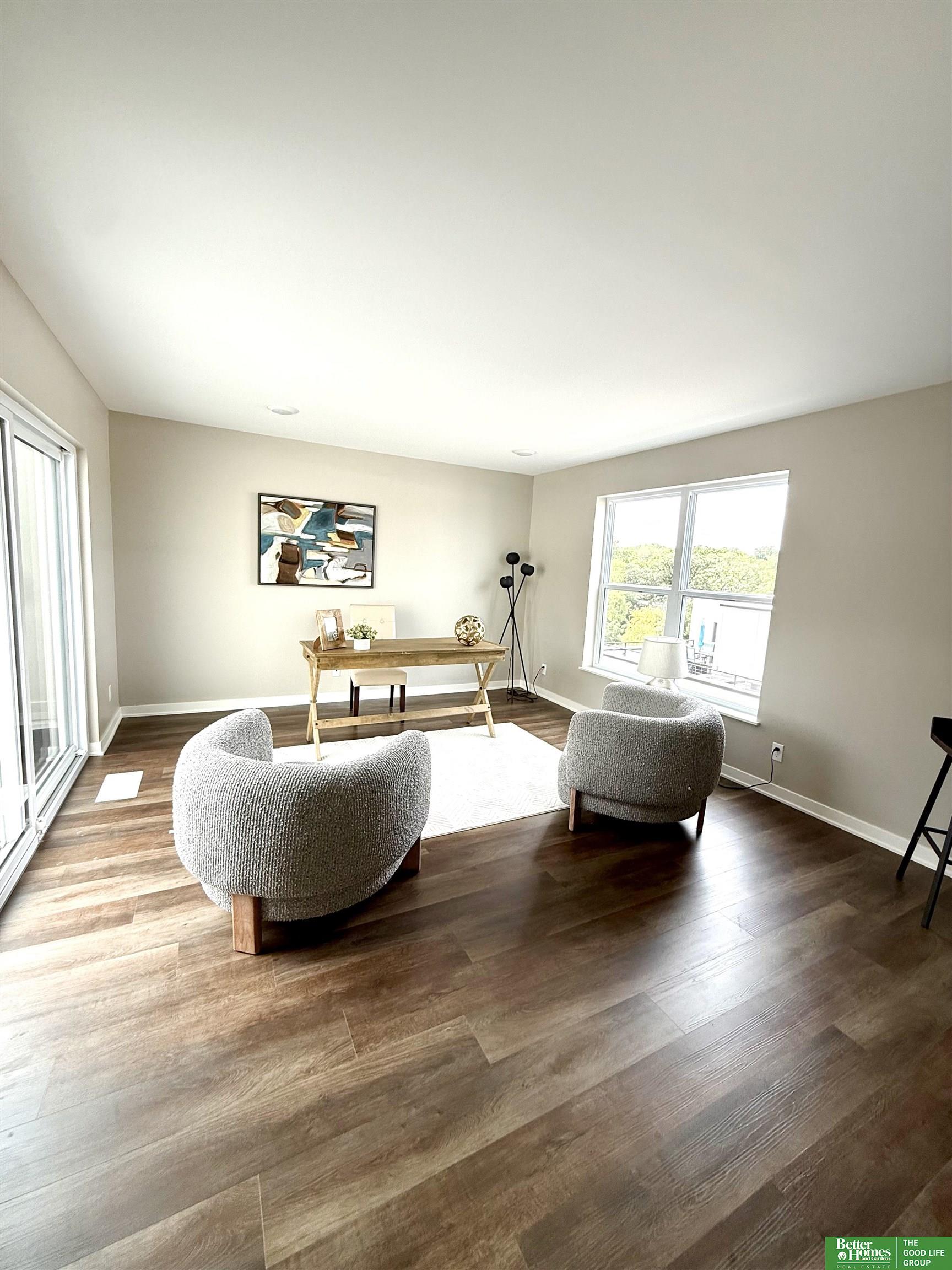 1016 S 33rd Court