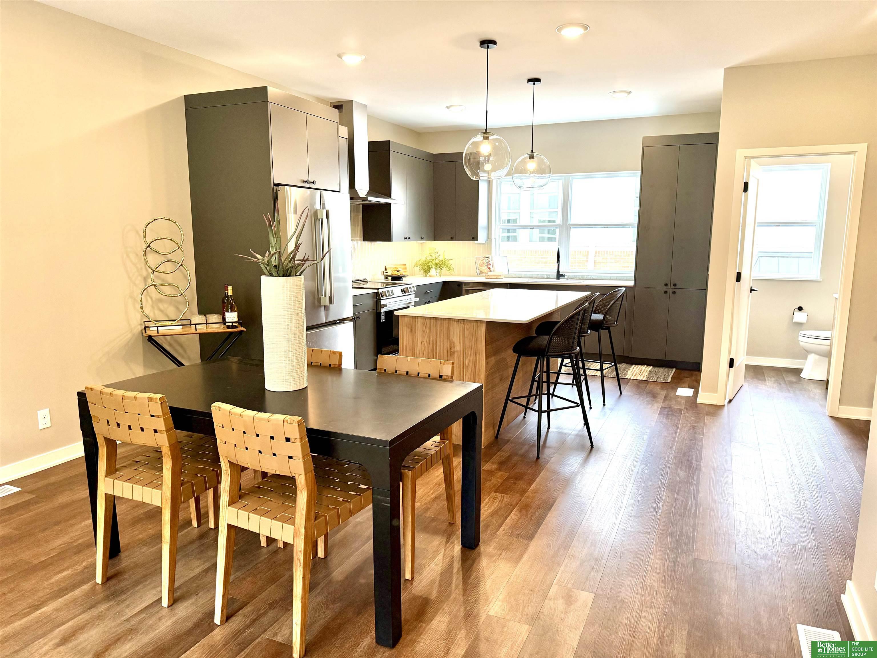 1016 S 33rd Court