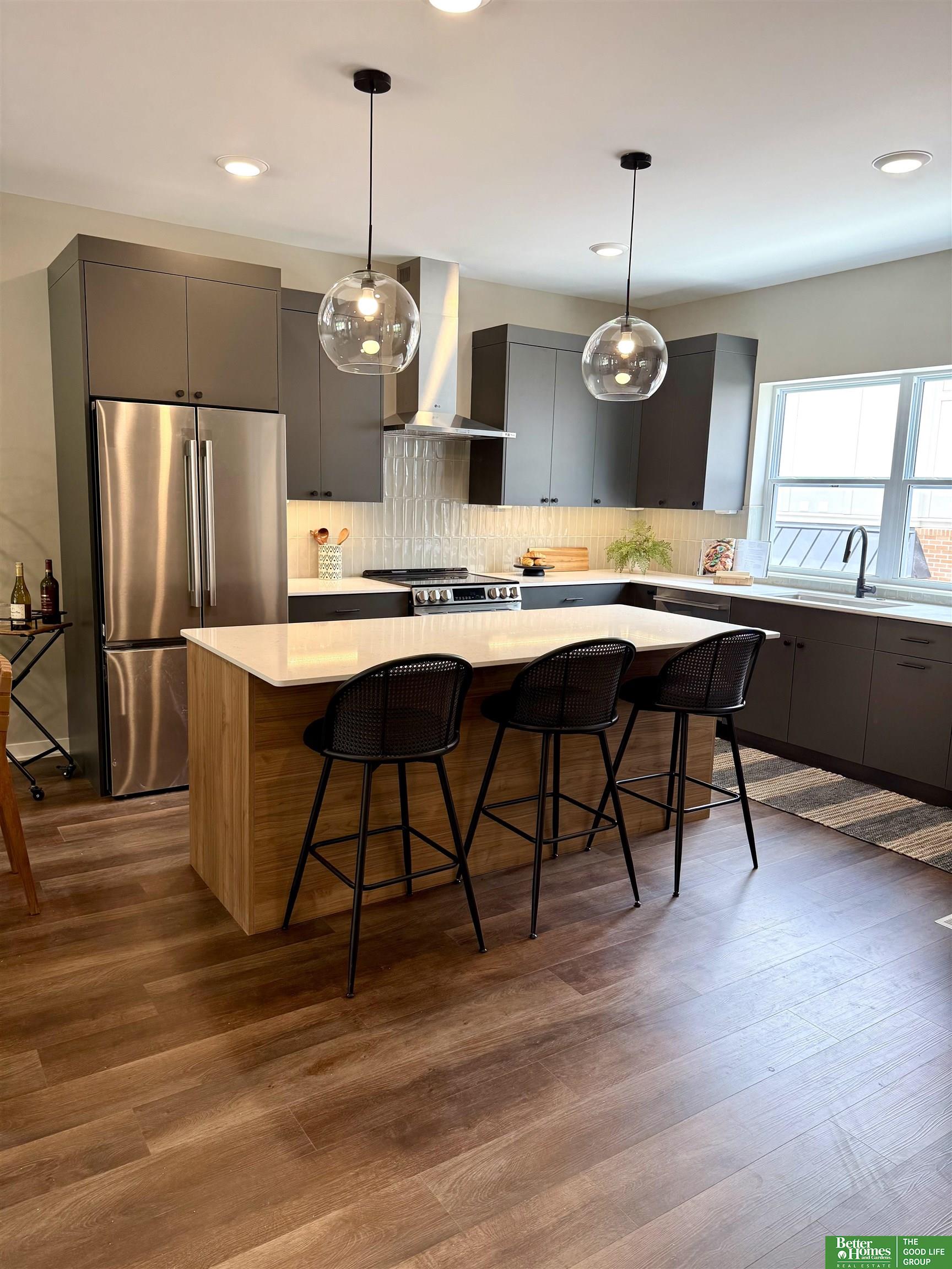 1016 S 33rd Court