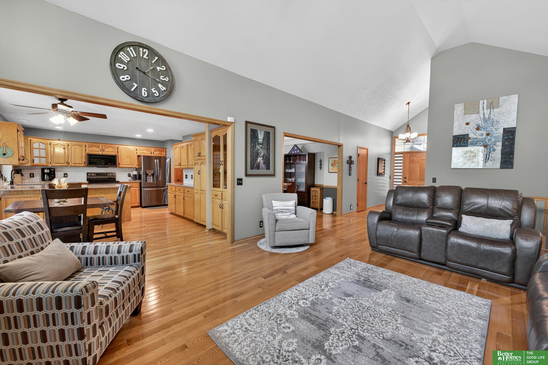 6707 S 163rd Street