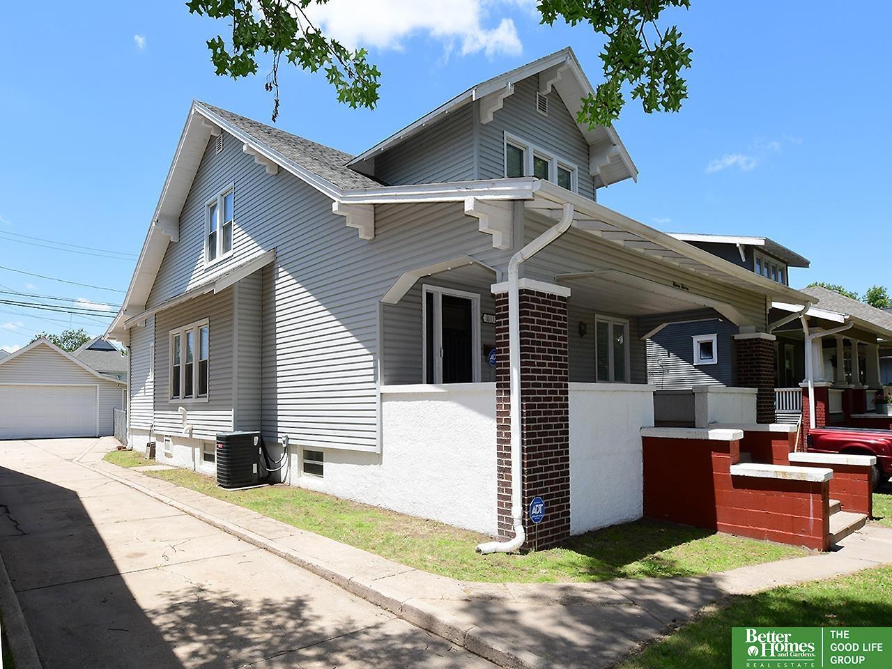 1111 E Street
