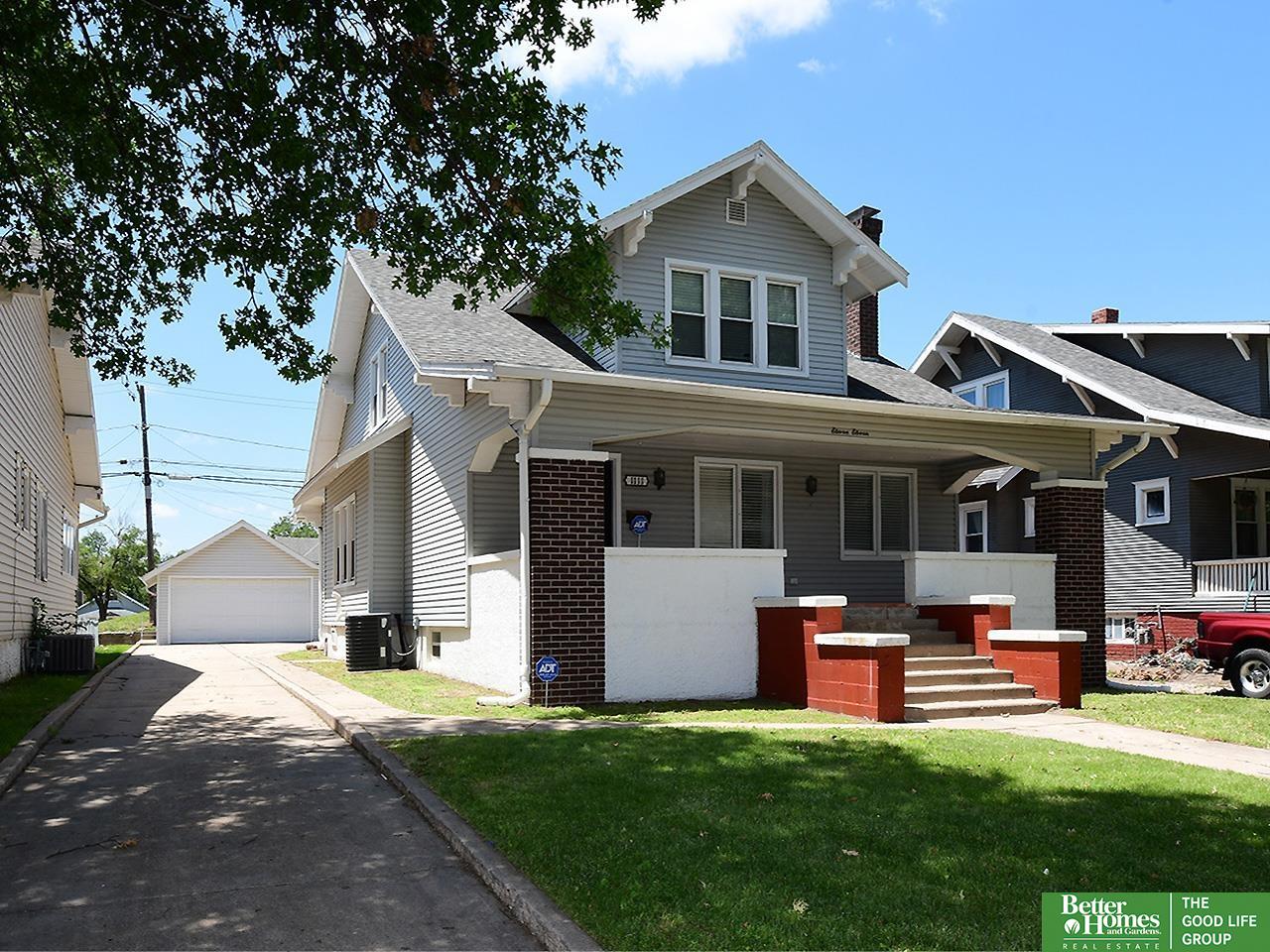 1111 E Street