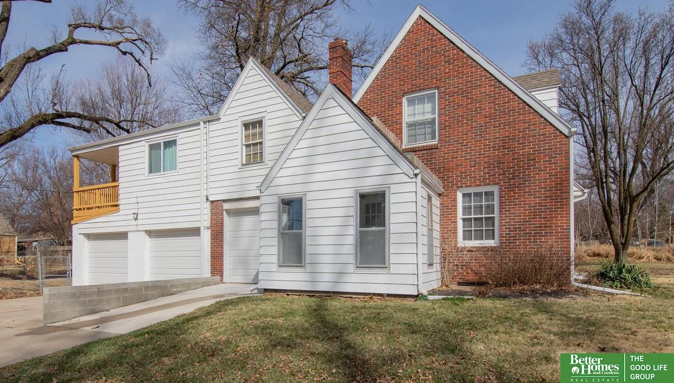 2002 N 55 Street