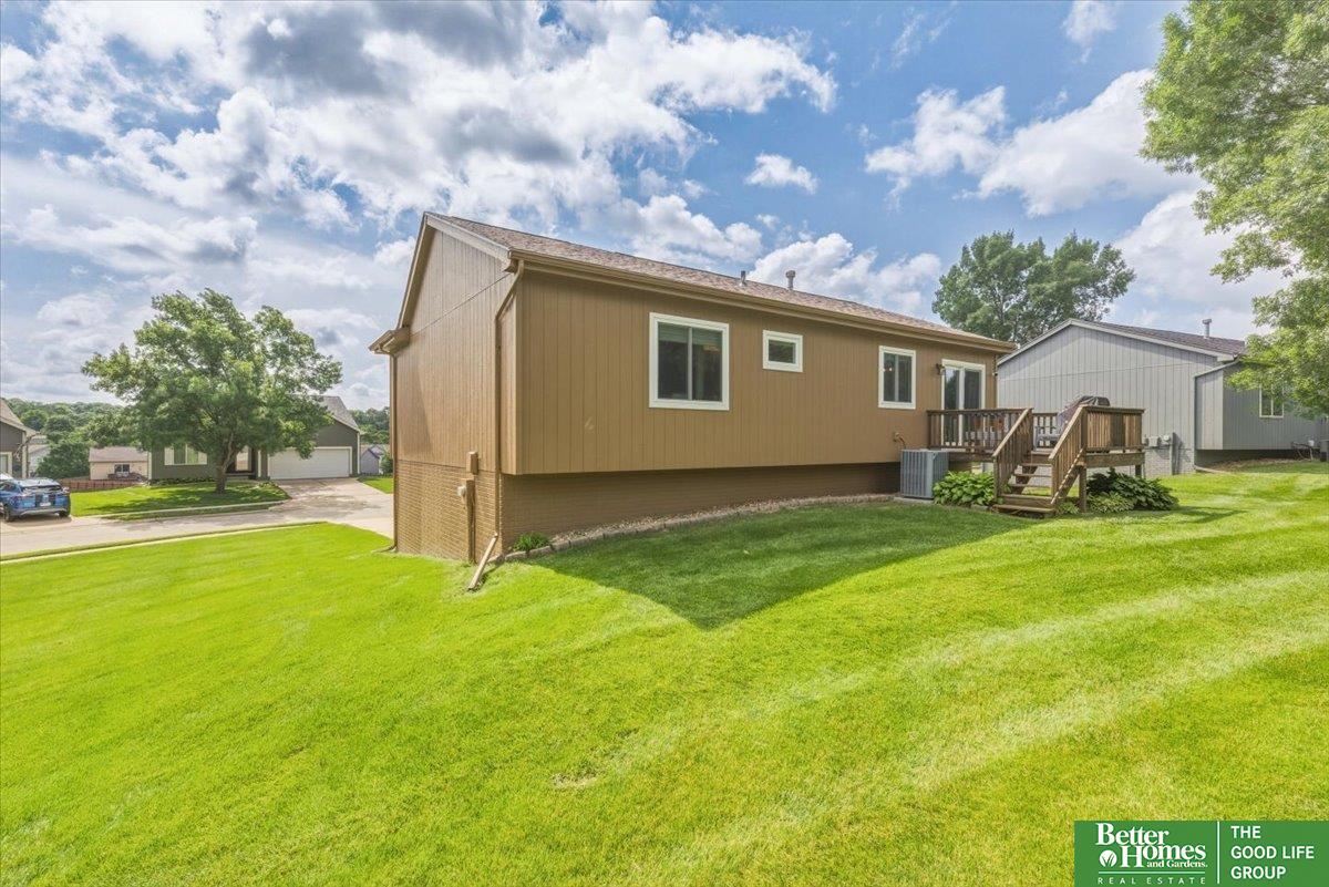 7504 N 77th Avenue