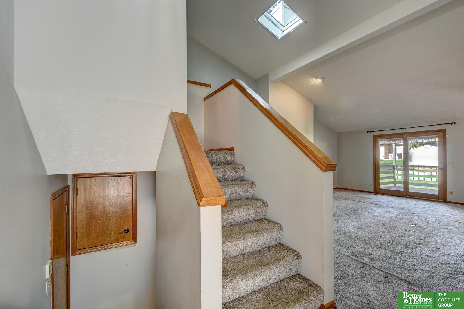 3614 N 104th Avenue