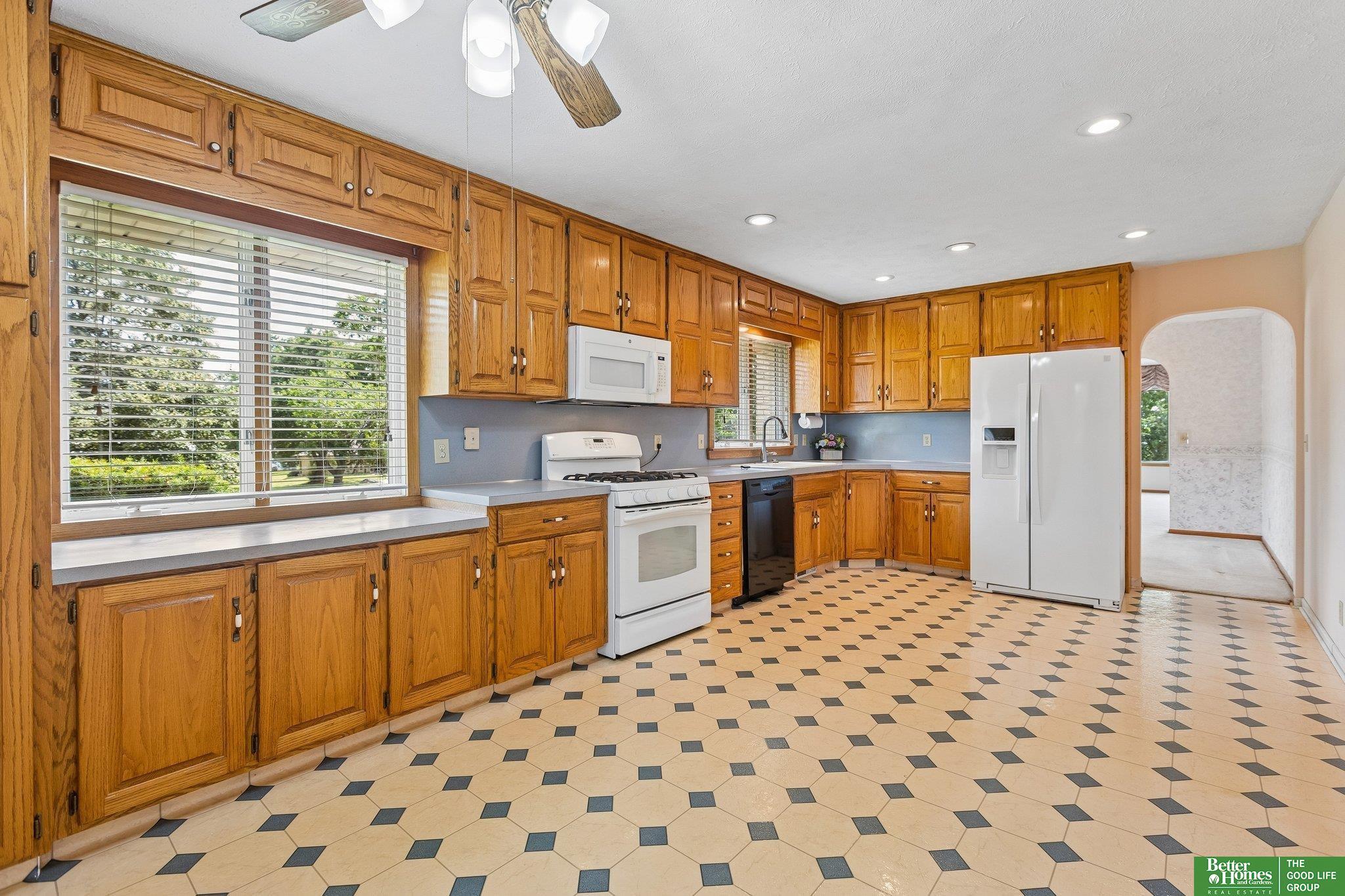 22510 Fairview Road