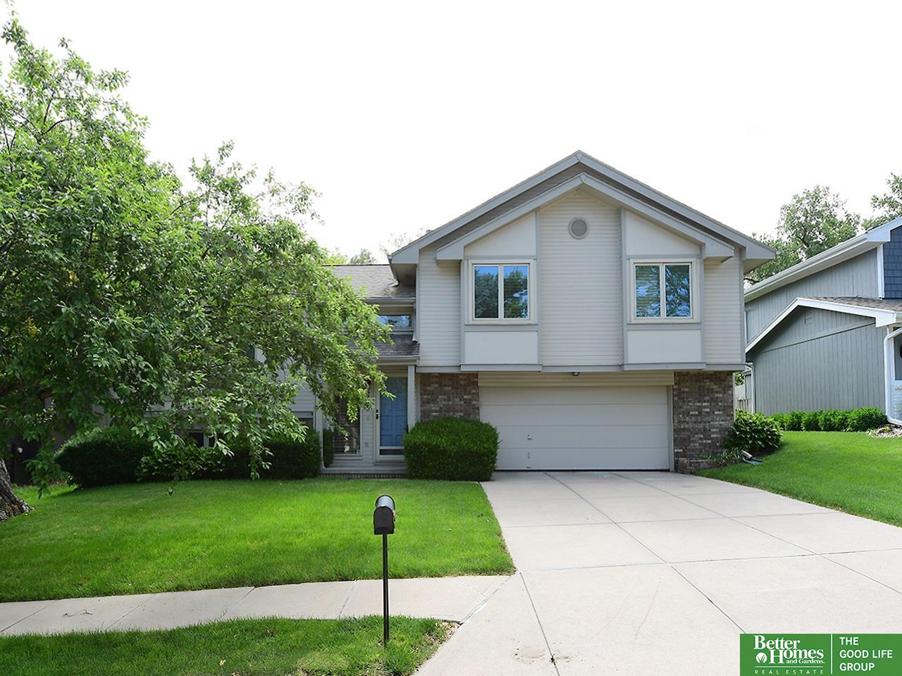 4733 N 109 Circle