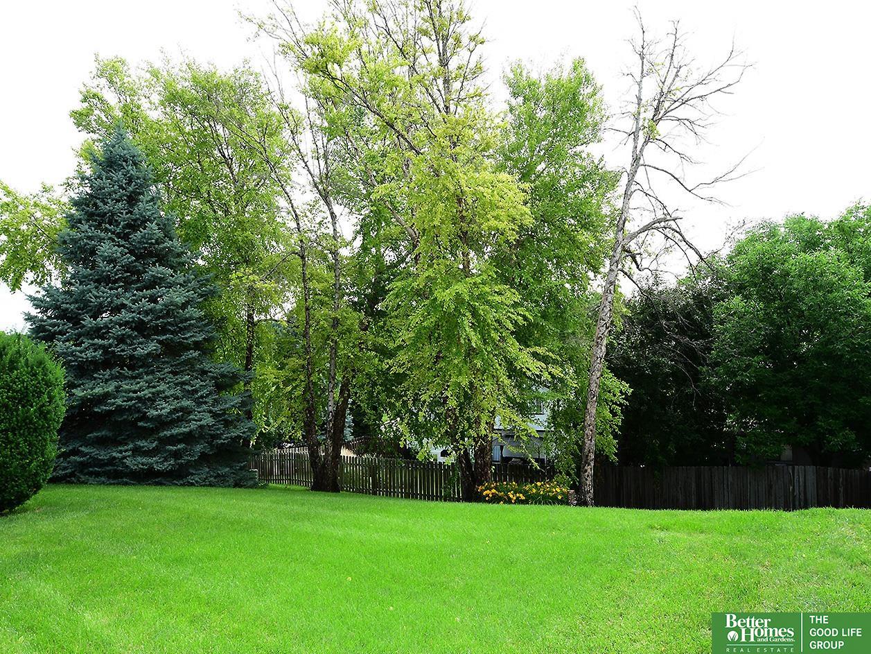 4733 N 109 Circle