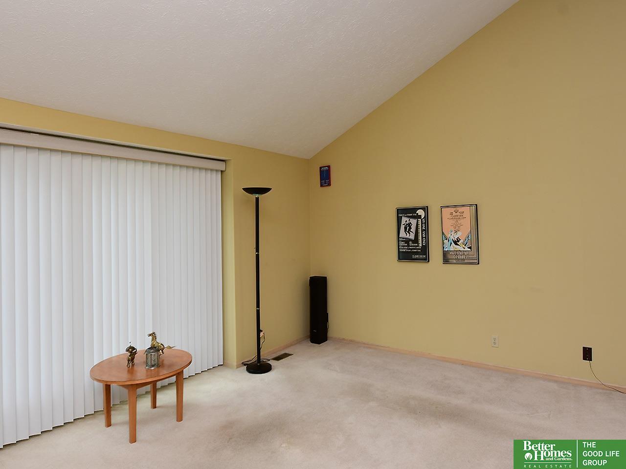 4733 N 109 Circle