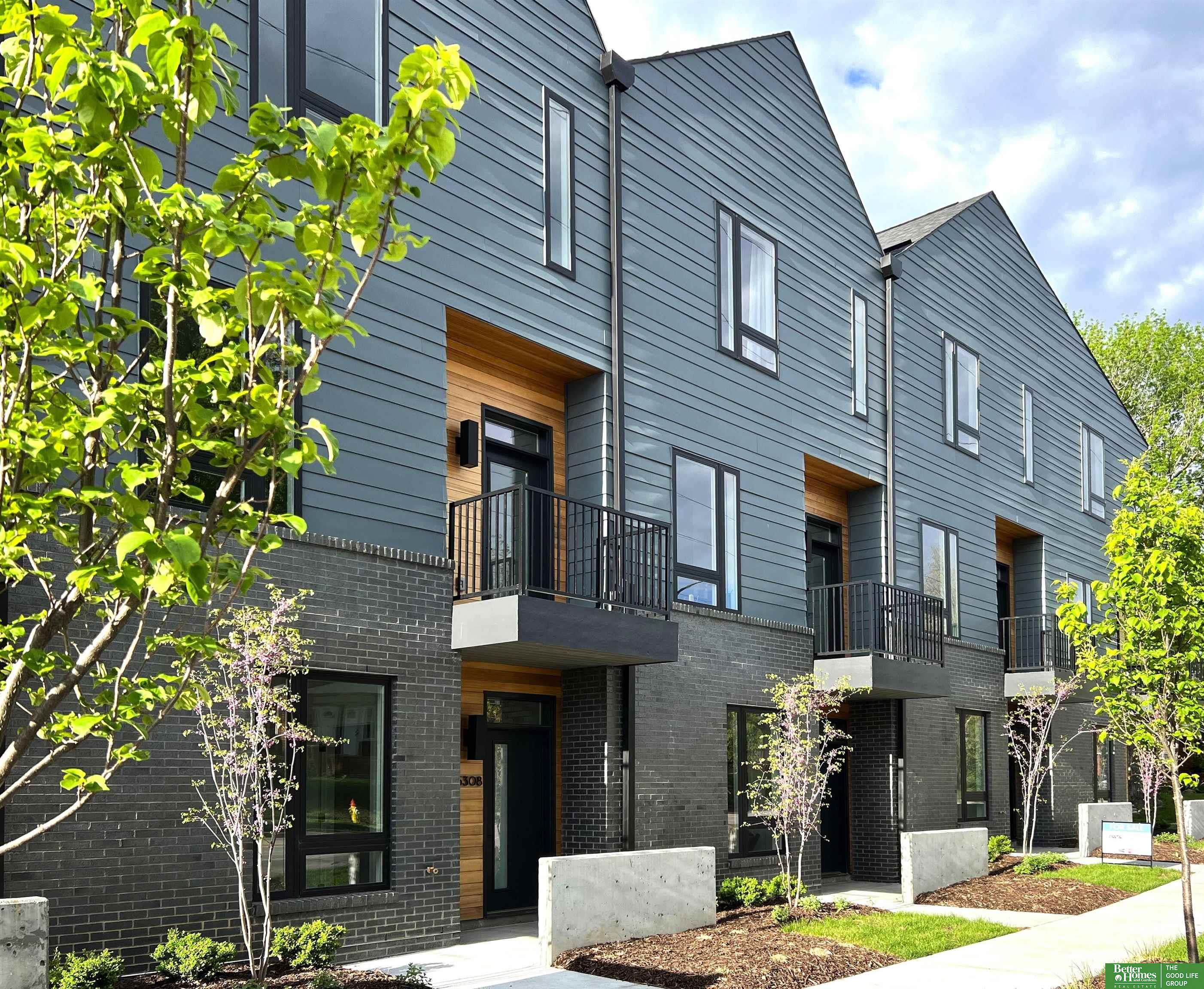 5319 Elmwood Plaza
