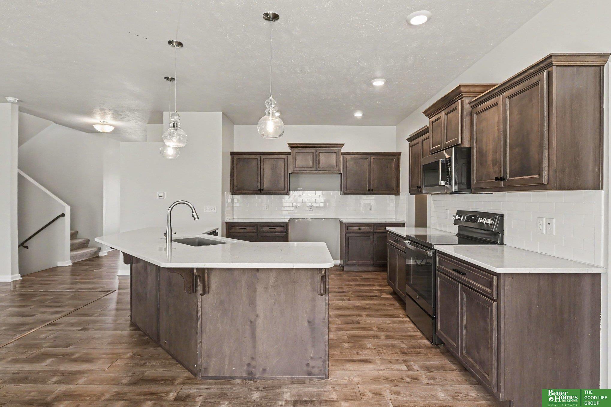 6307 N 169th Street