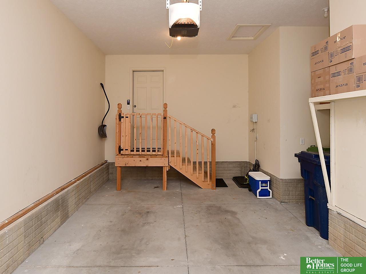 7801-7803 S 30th Street