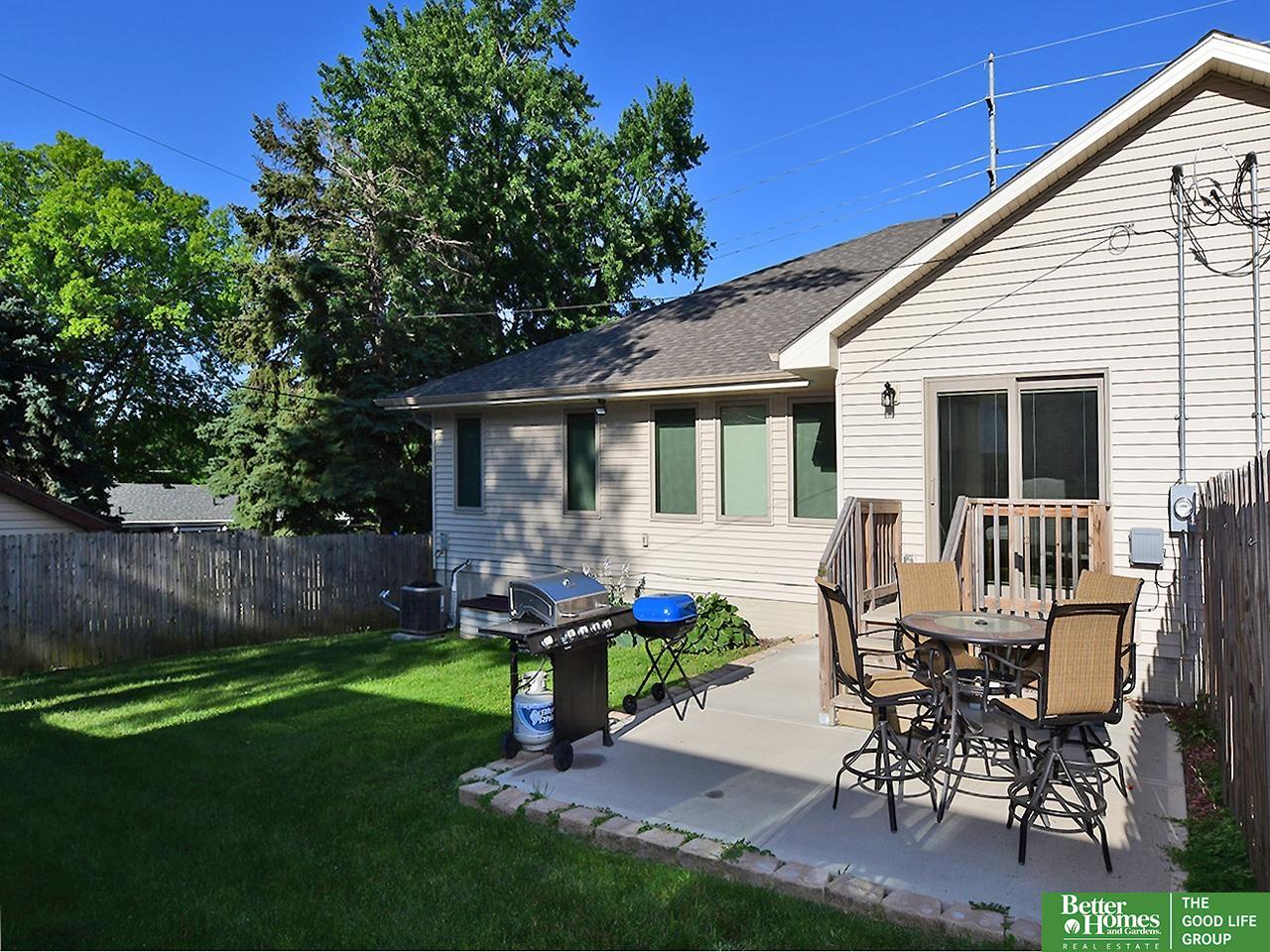 7801-7803 S 30th Street