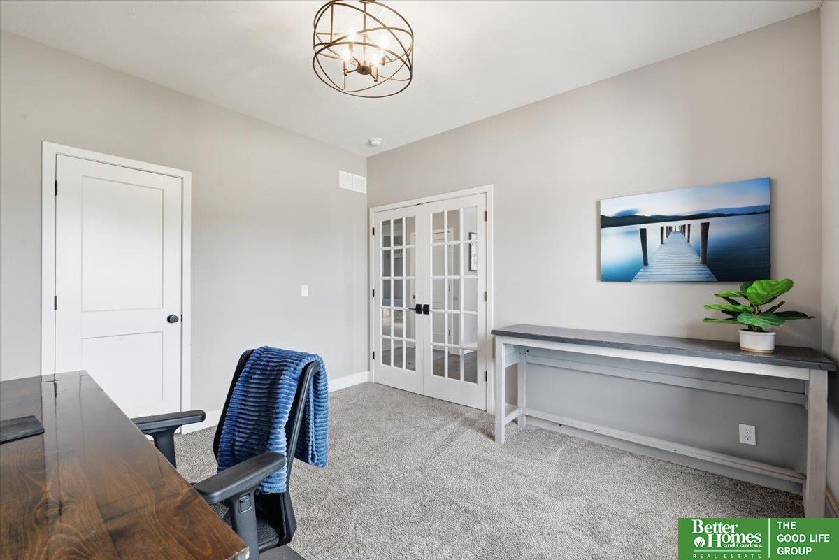 915 Elm Circle