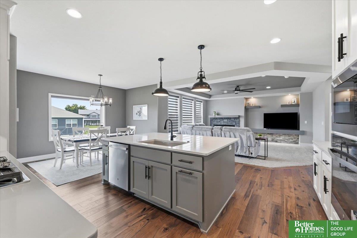 915 Elm Circle