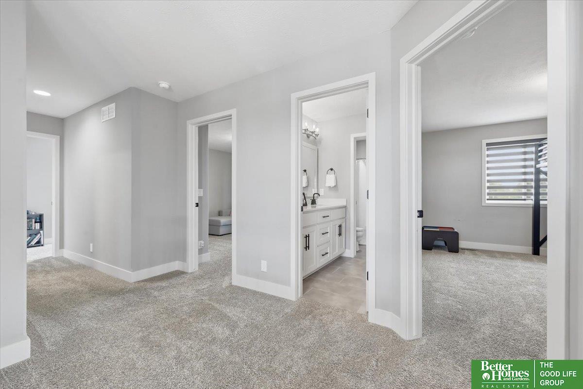 915 Elm Circle