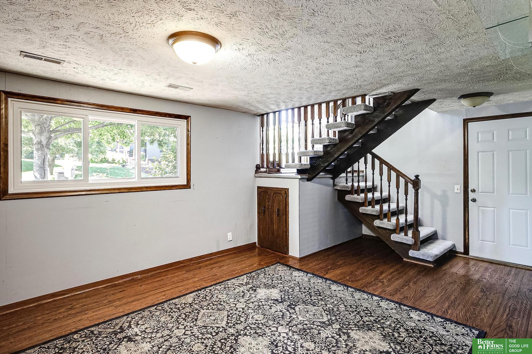 10734 Borman Circle