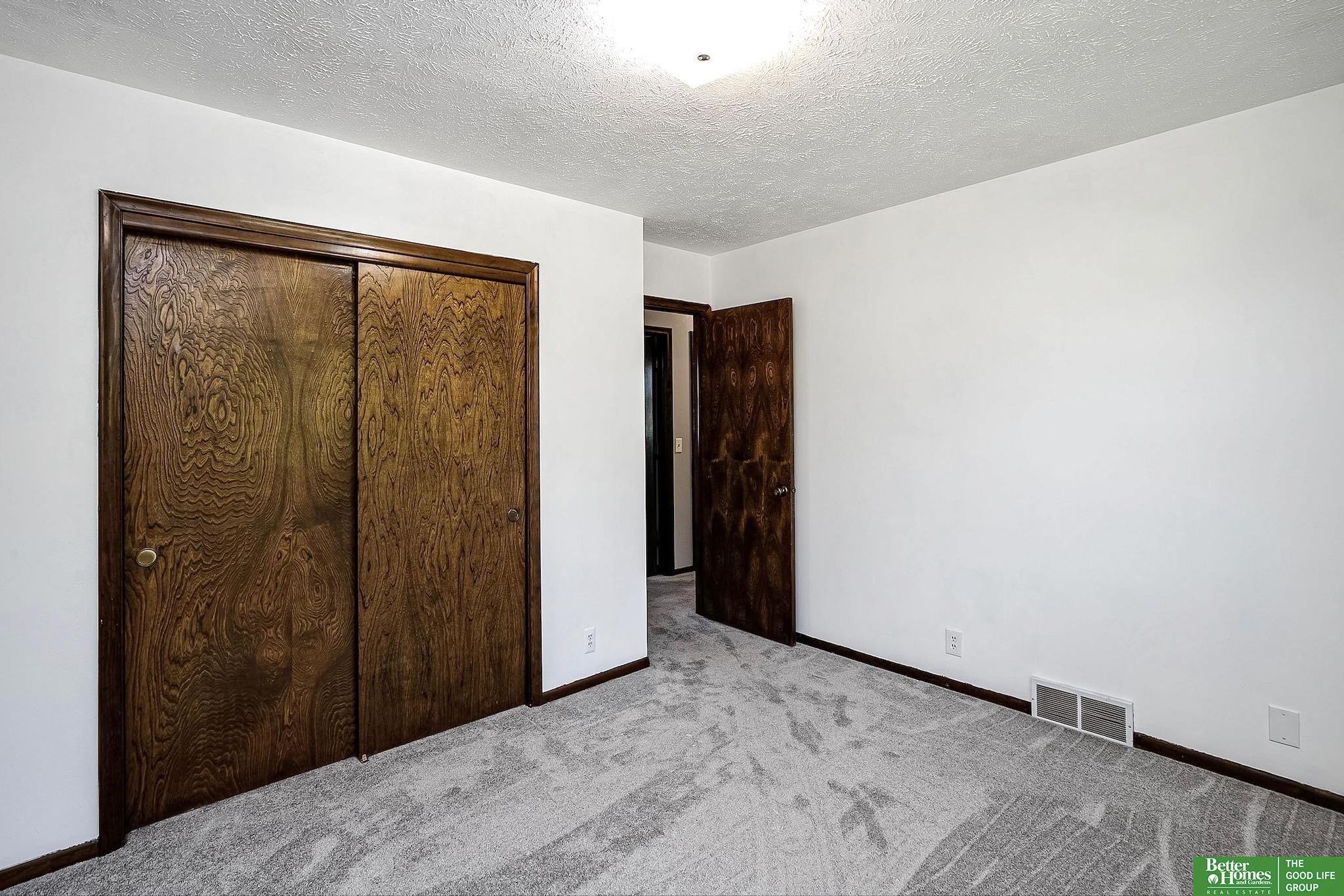 10734 Borman Circle