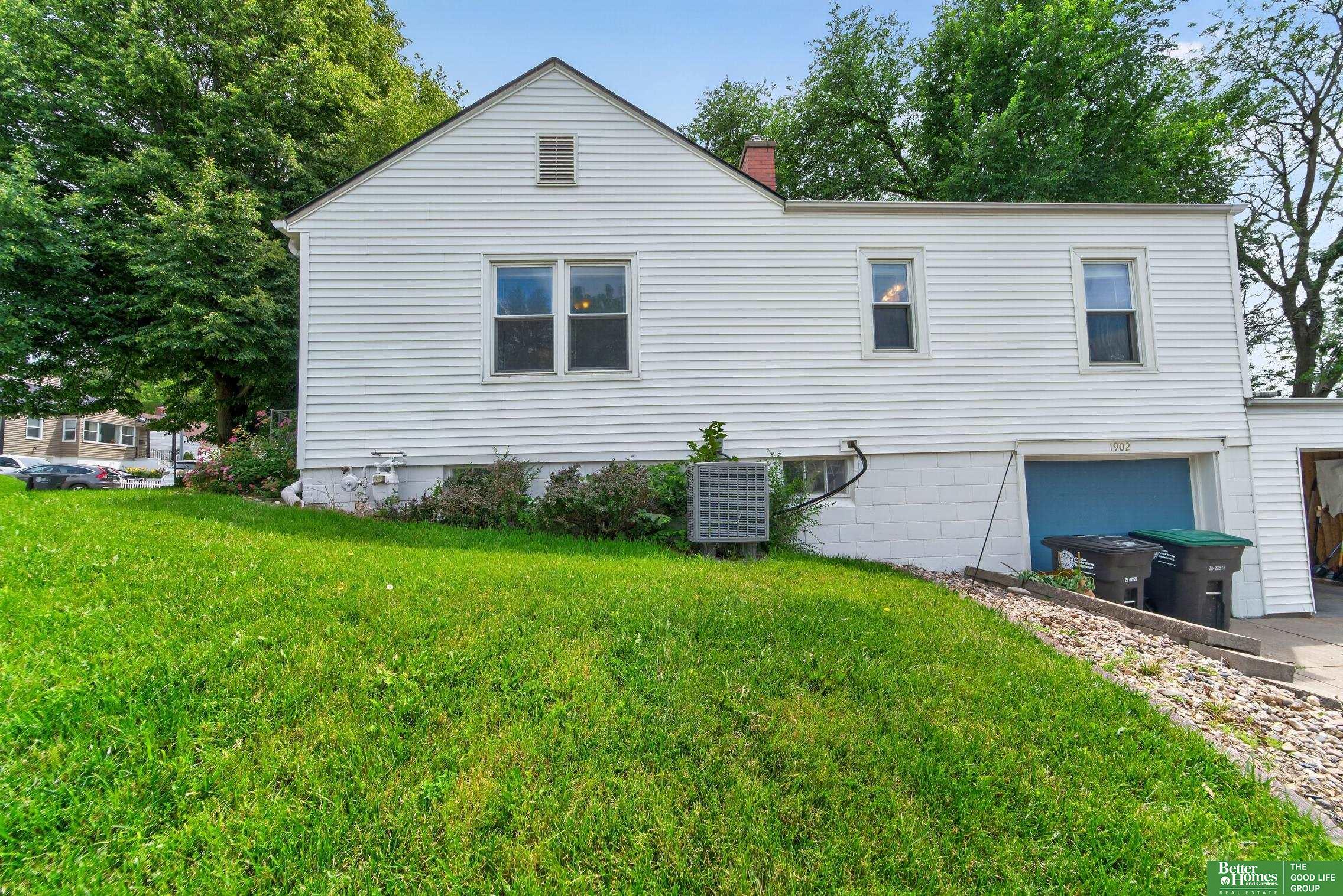 1902 S 61st Street
