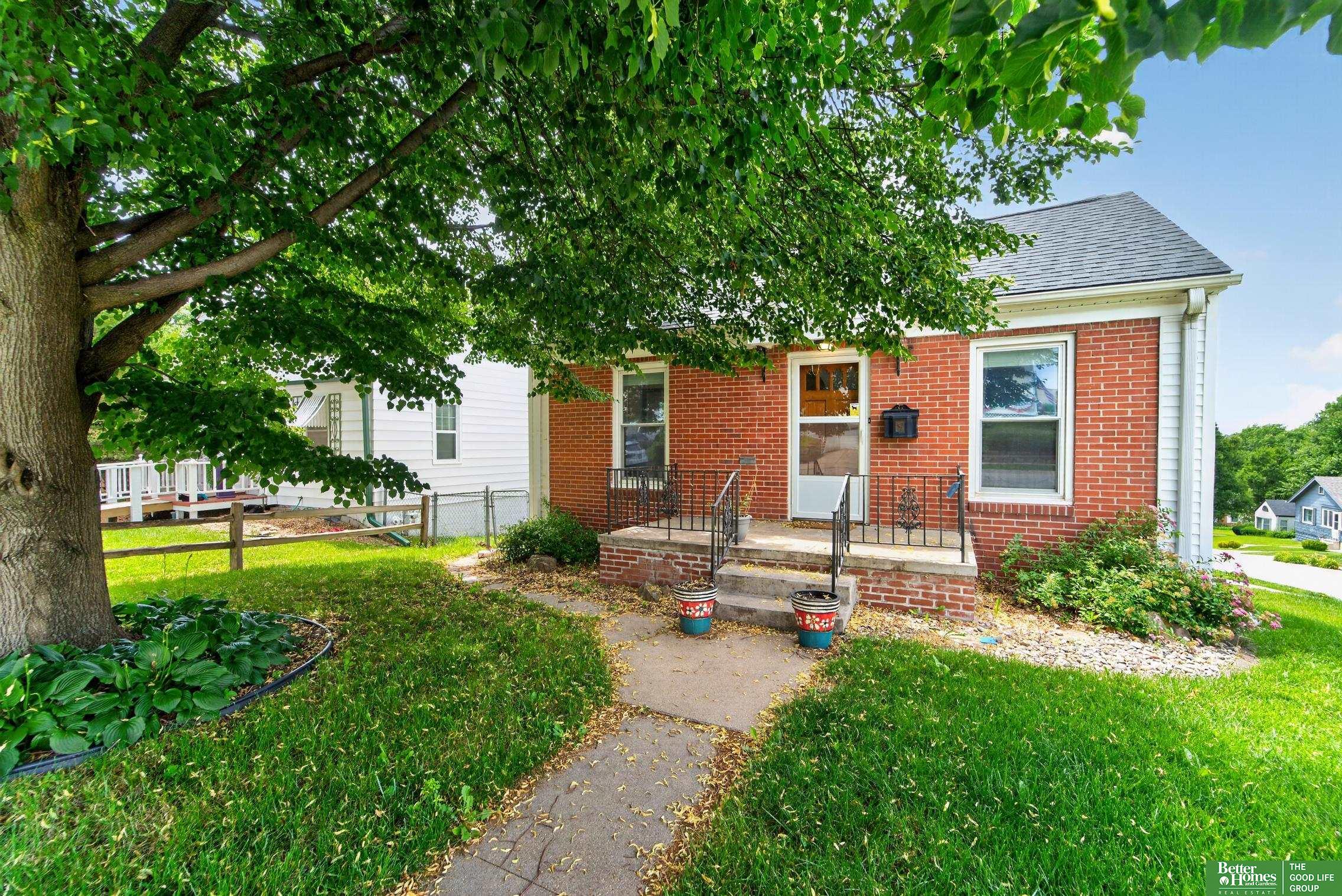 1902 S 61st Street