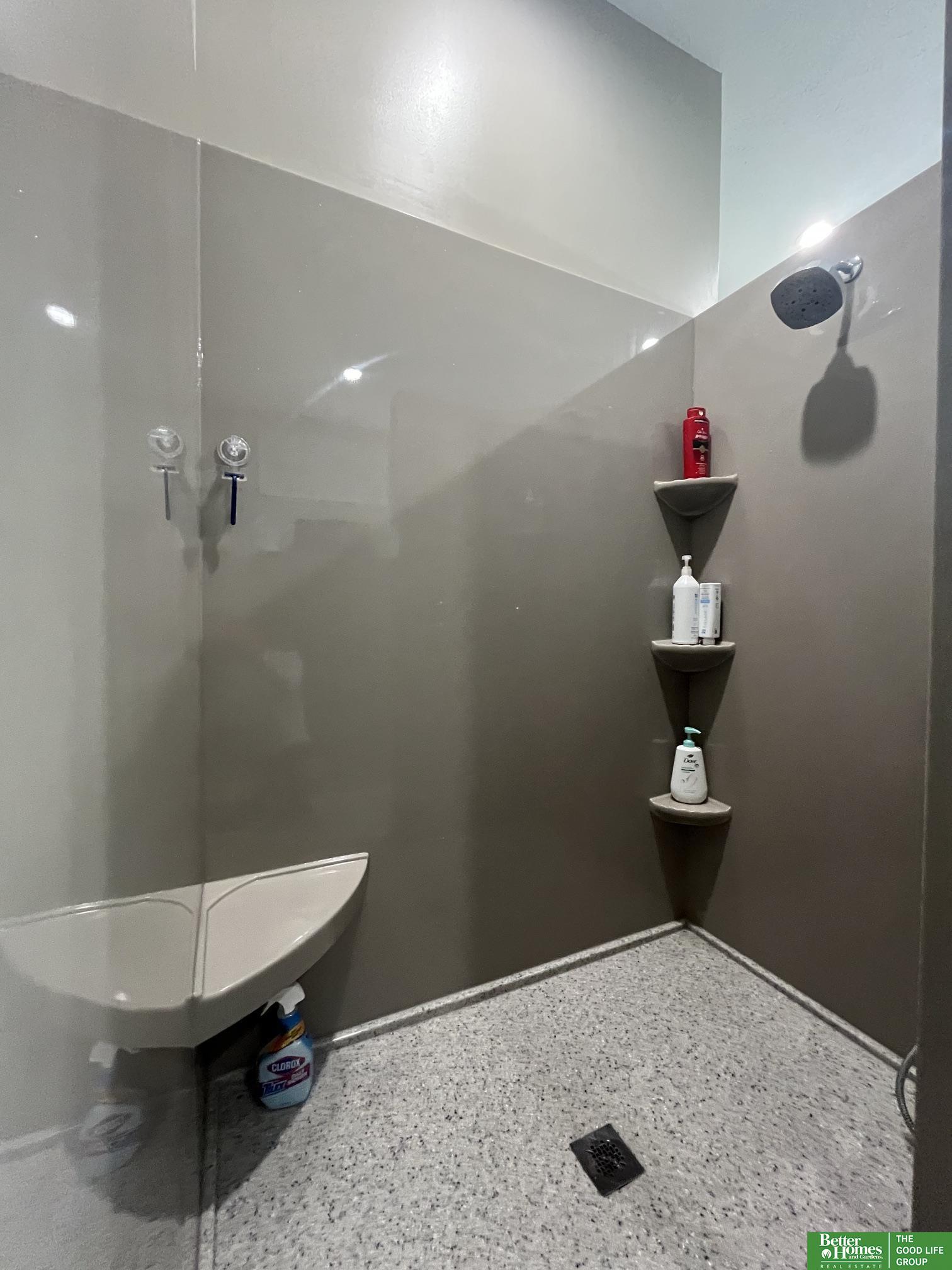 11414 Iowa Circle