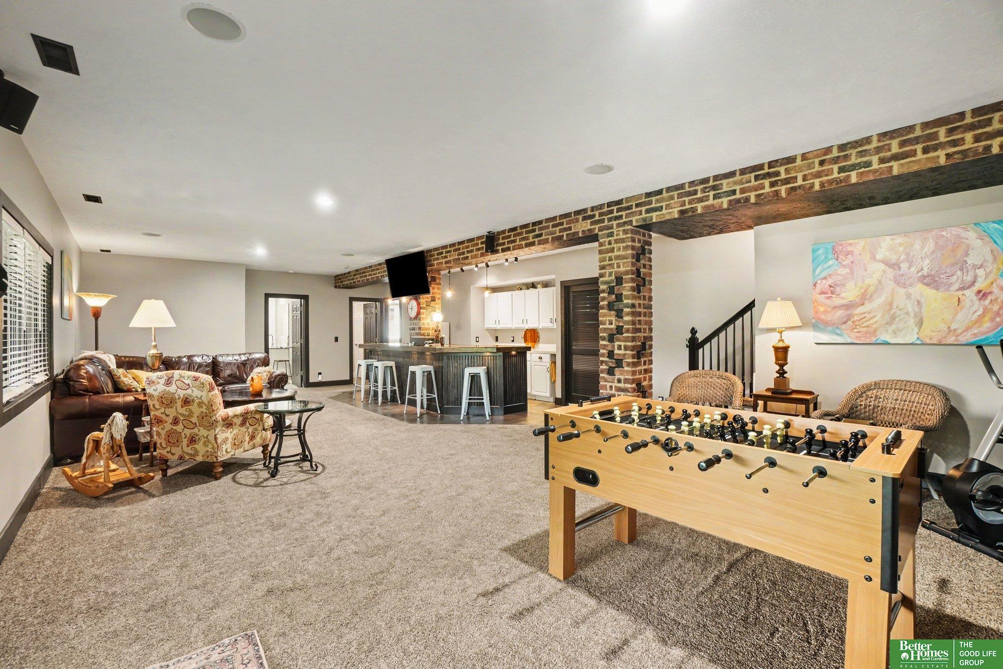 11414 Iowa Circle