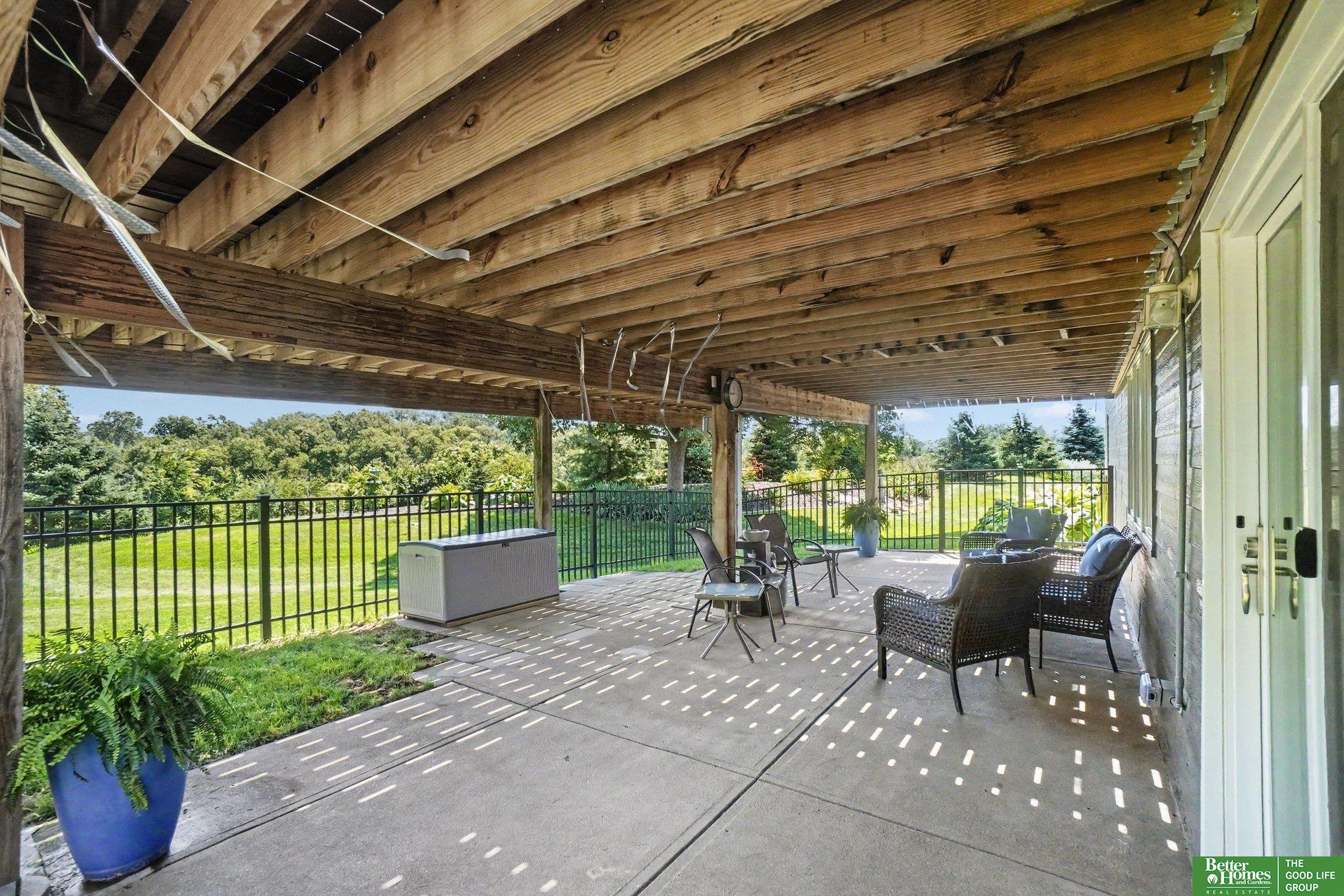11414 Iowa Circle