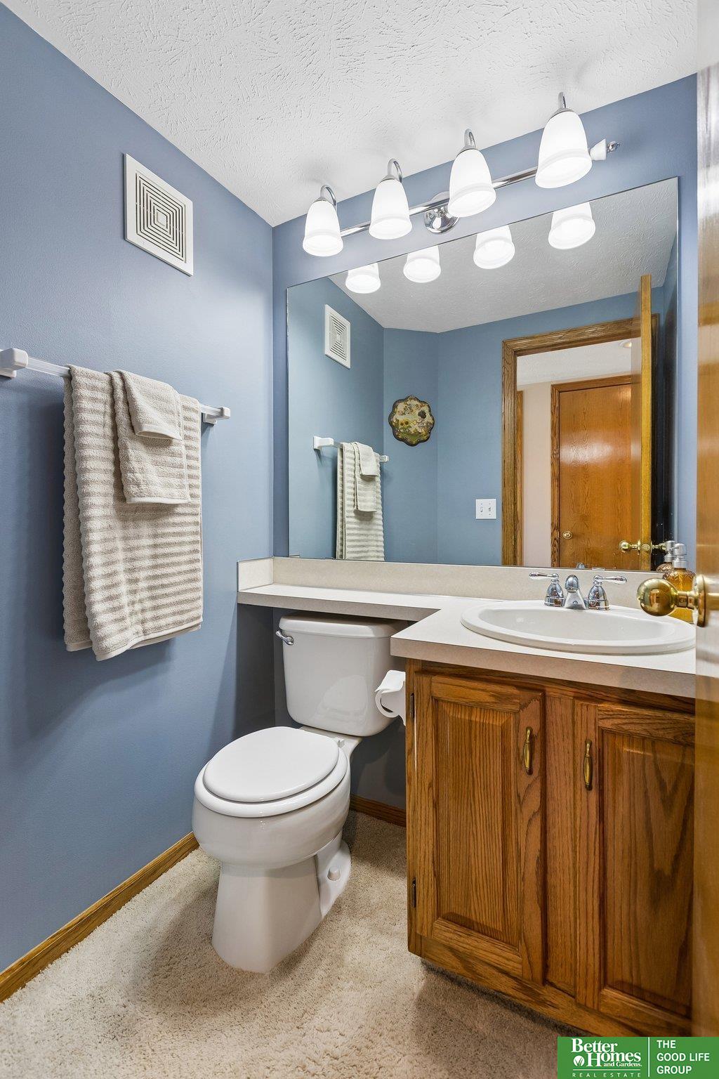 210 Oakwood Drive