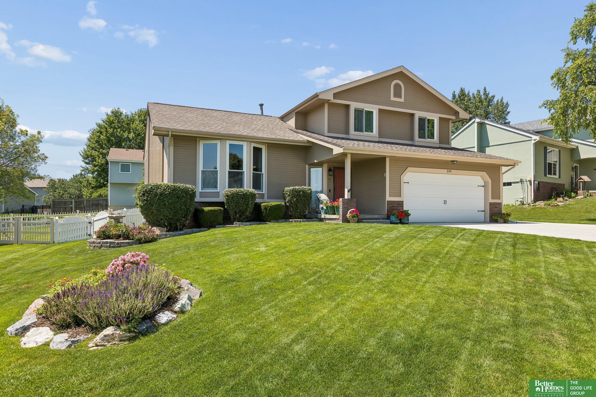 210 Oakwood Drive