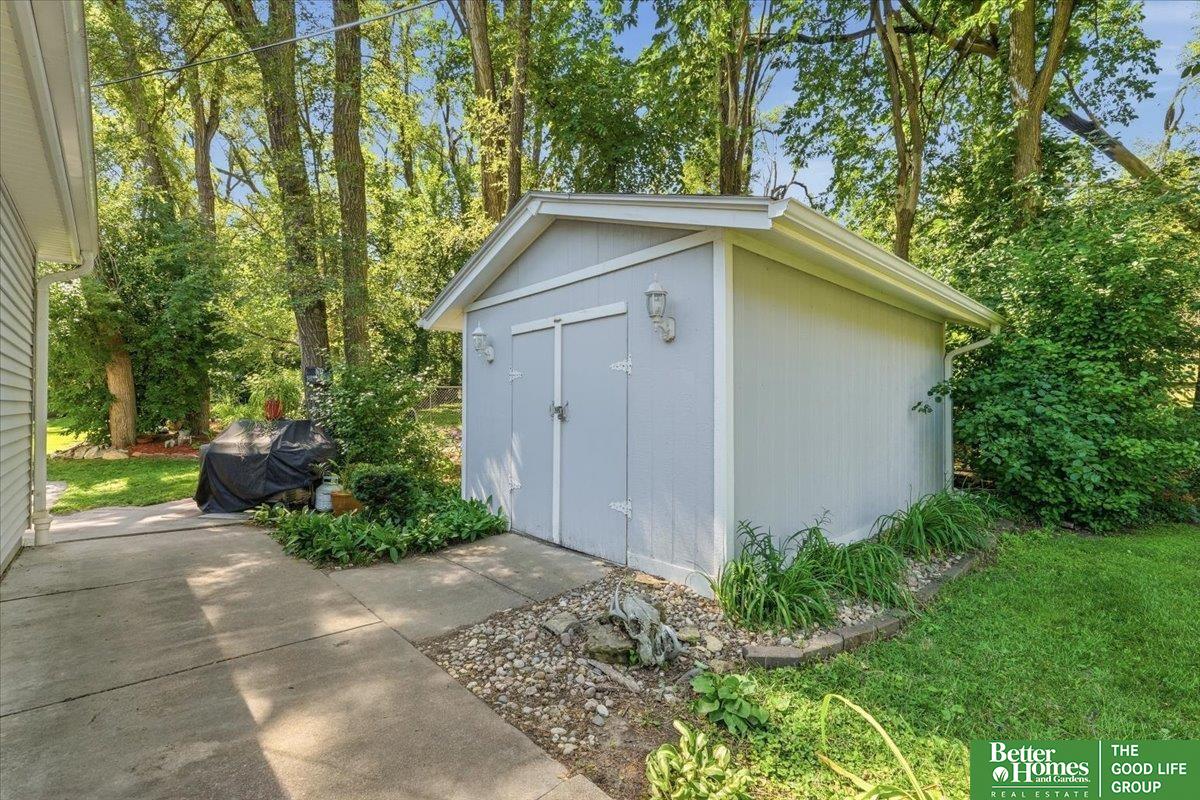 5511 & 5507 N 83rd Street
