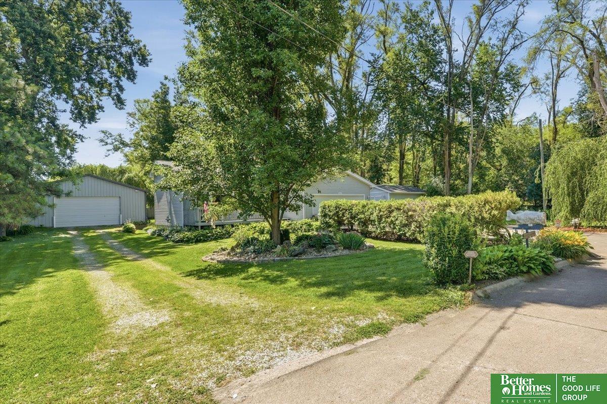 5511 & 5507 N 83rd Street