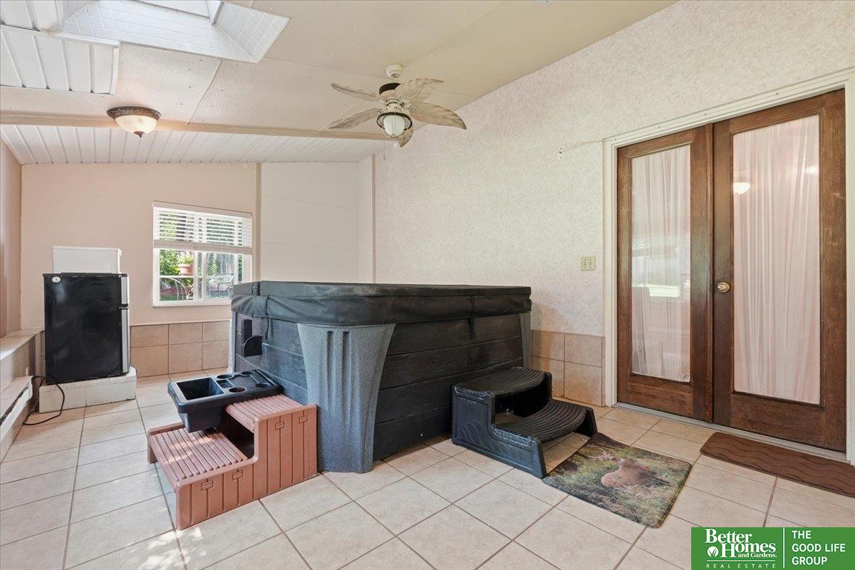 5511 & 5507 N 83rd Street