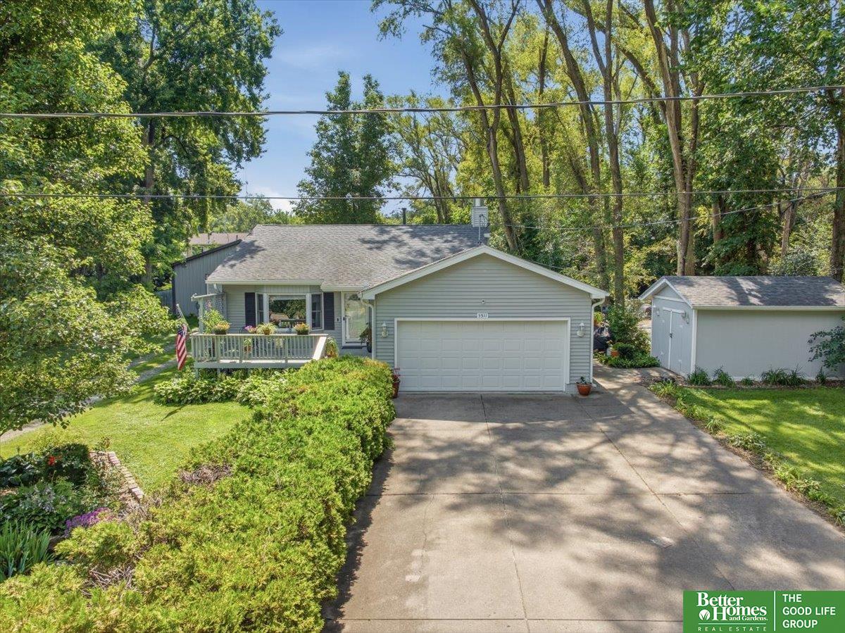 5511 & 5507 N 83rd Street