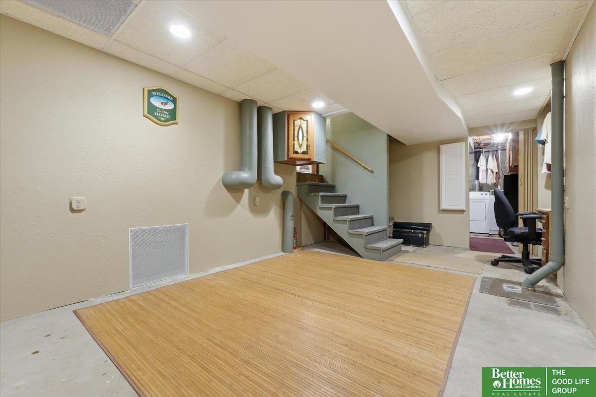 5511 & 5507 N 83rd Street
