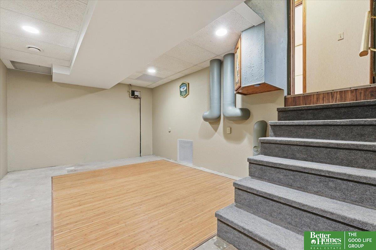 5511 & 5507 N 83rd Street