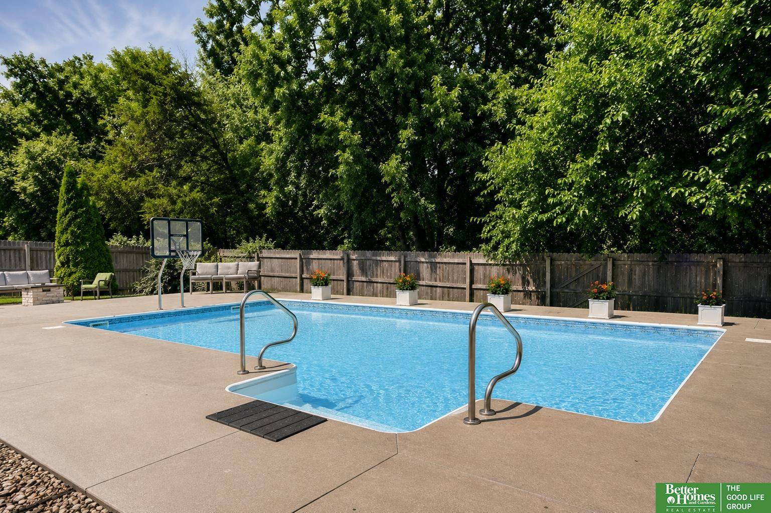 1760 N 174th Street