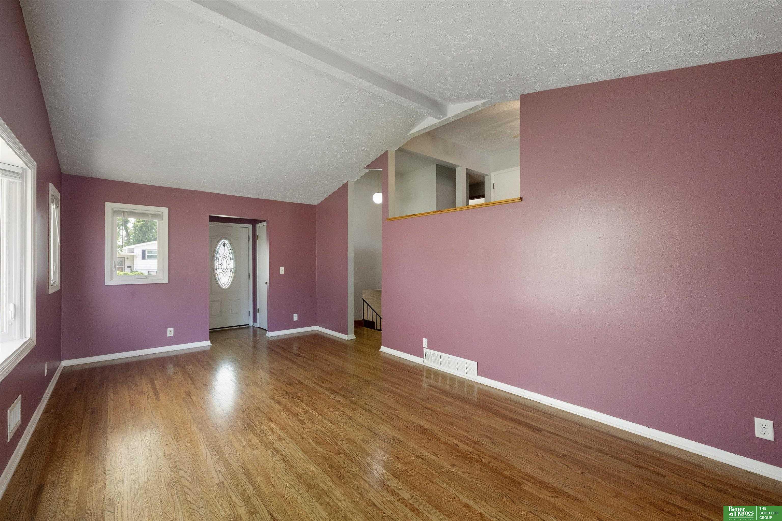 8480 Lakeview Drive