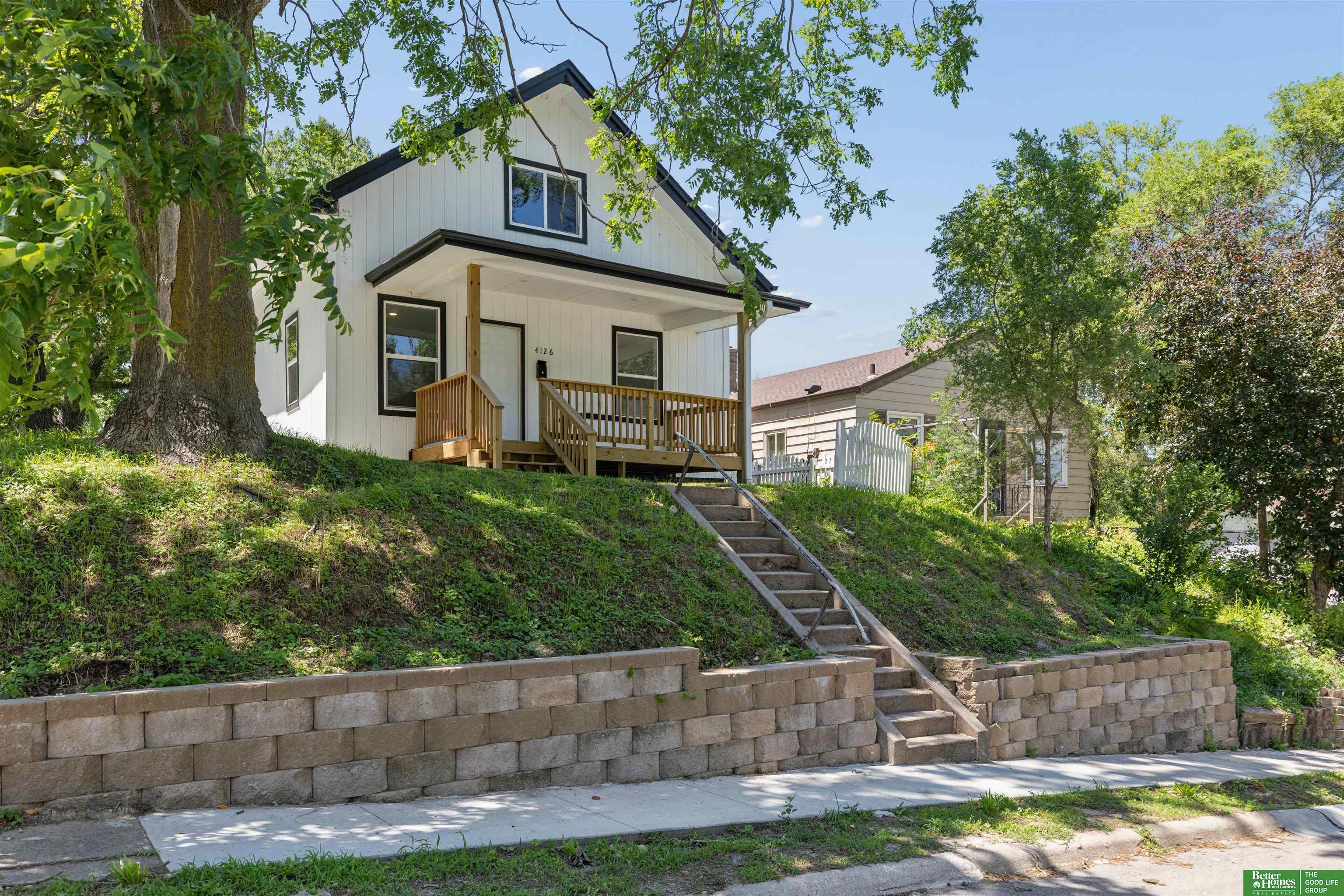 4126 N 43 Street