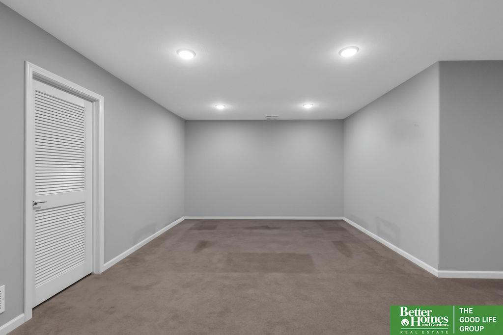 7930 Maxine Drive