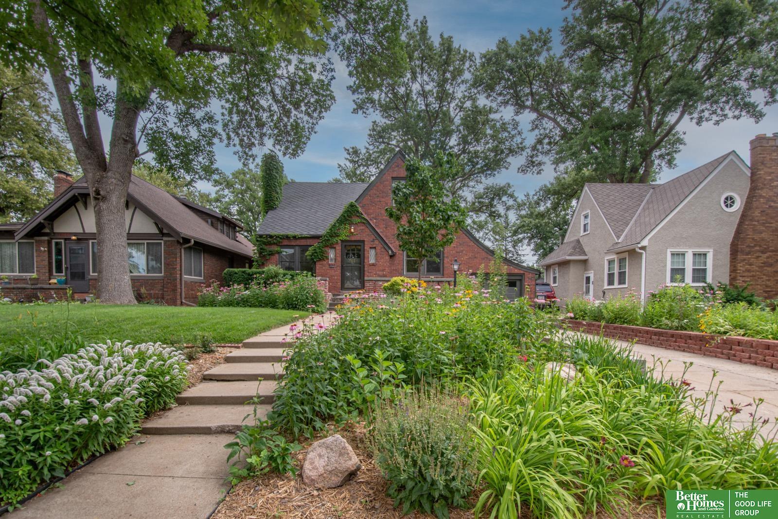2619 N 52nd Street