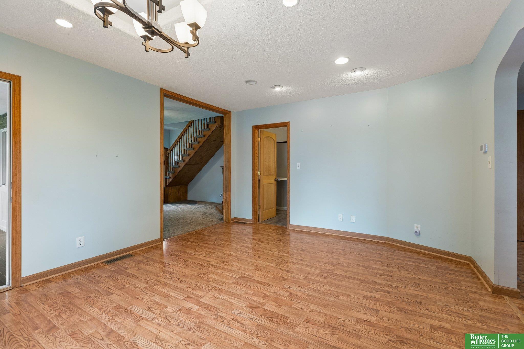 301 N Walnut Street