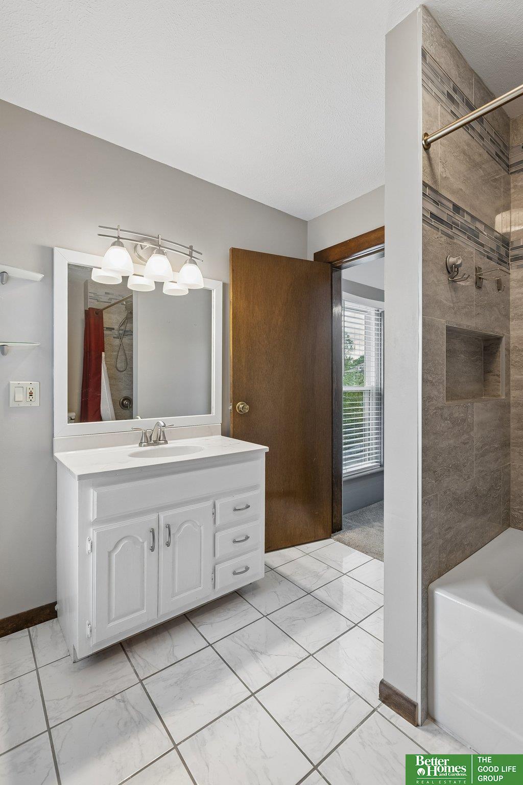 301 N Walnut Street