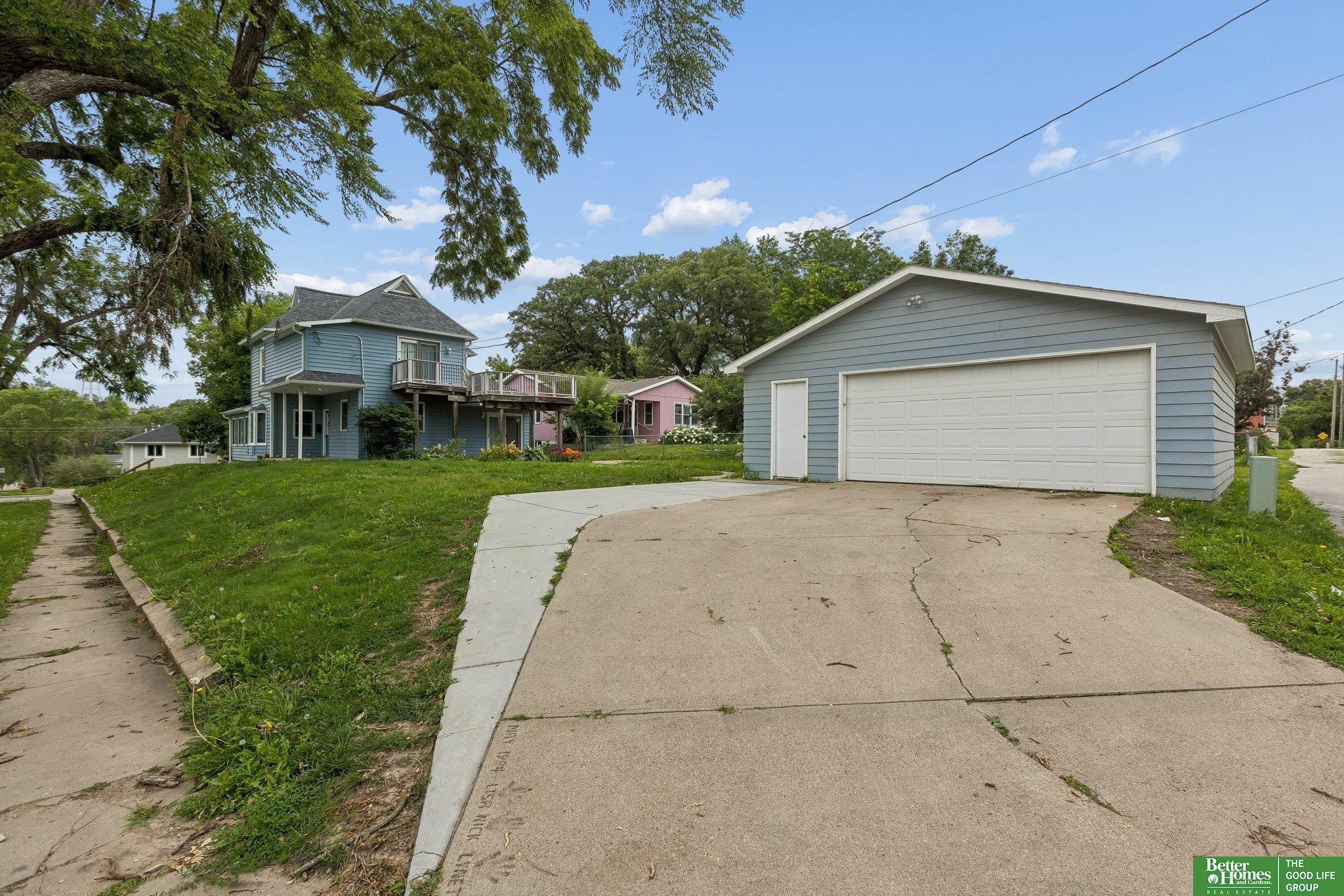 301 N Walnut Street