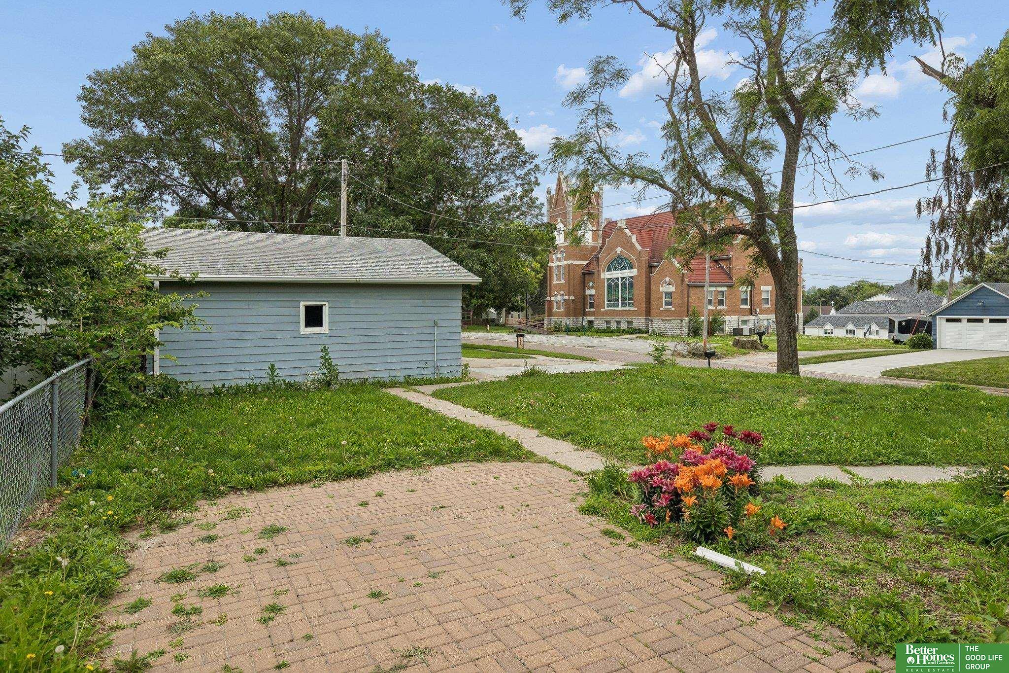 301 N Walnut Street