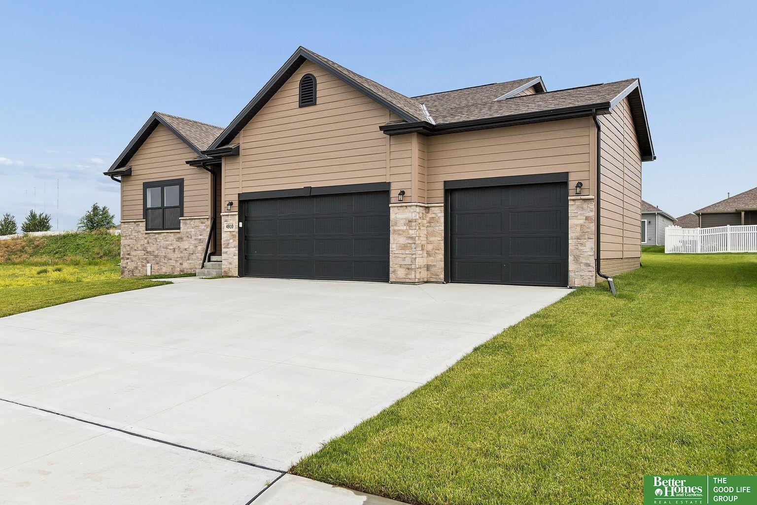 4910 Pinehill Road
