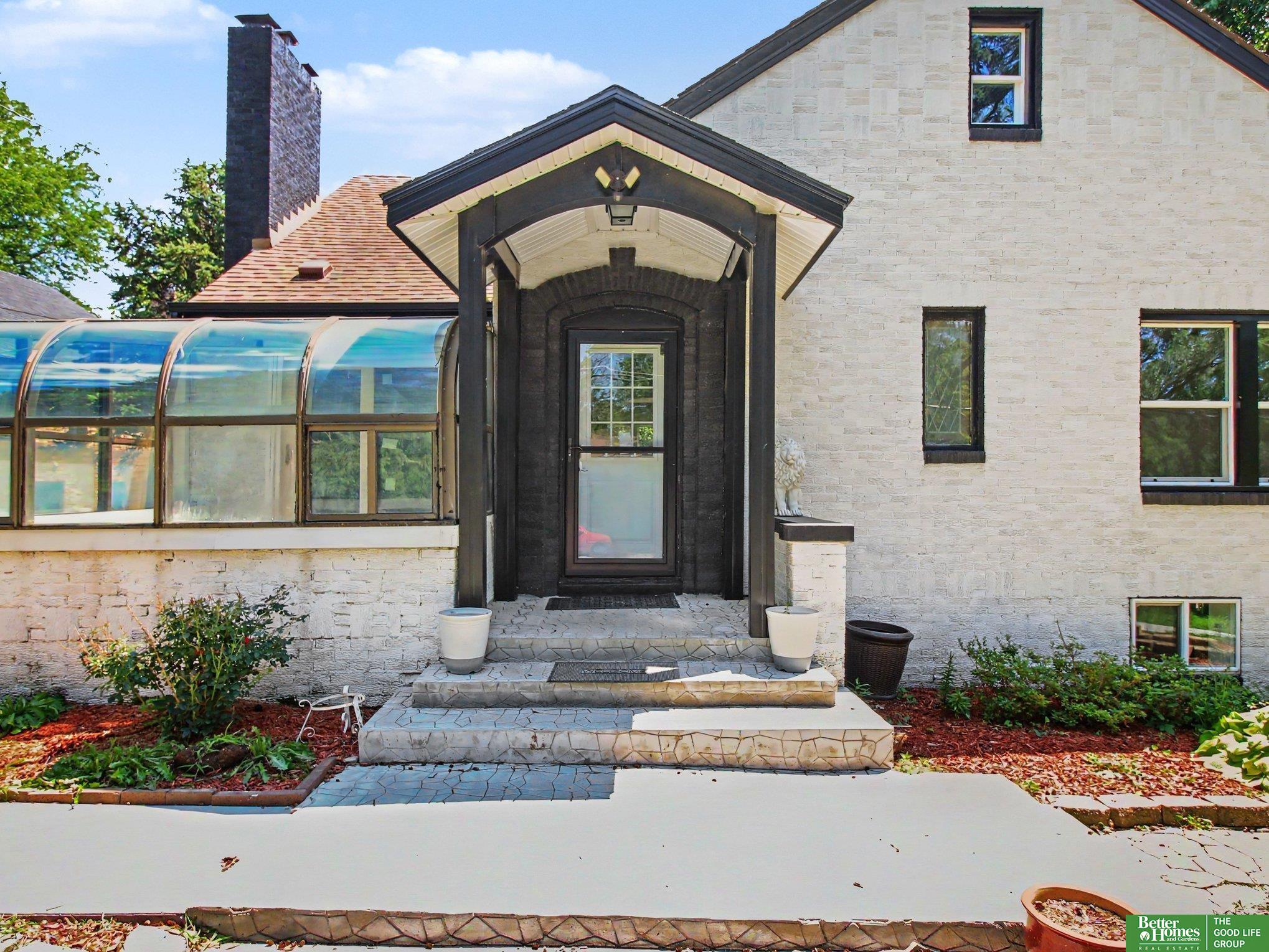 306 Bellevue Boulevard