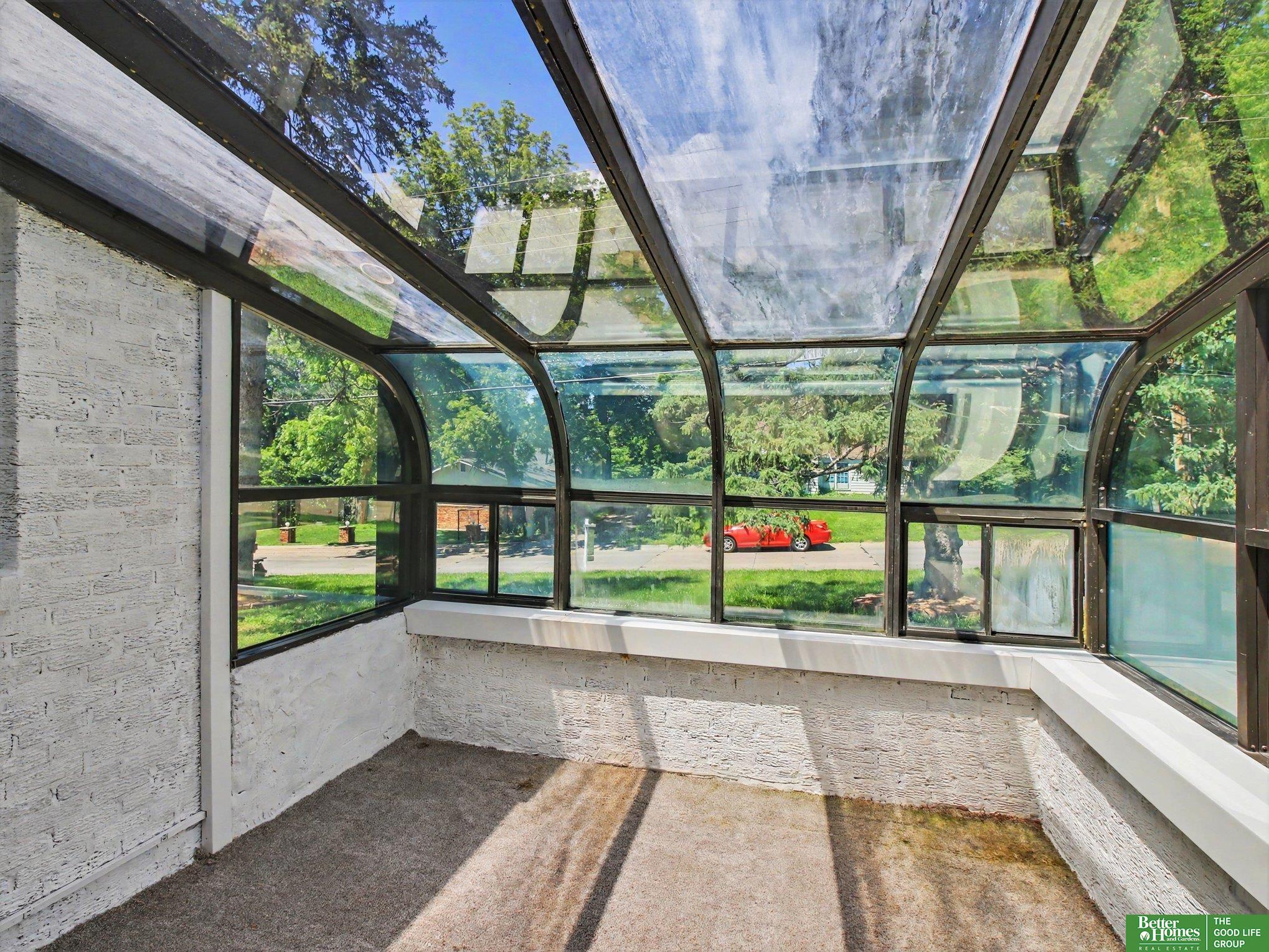 306 Bellevue Boulevard