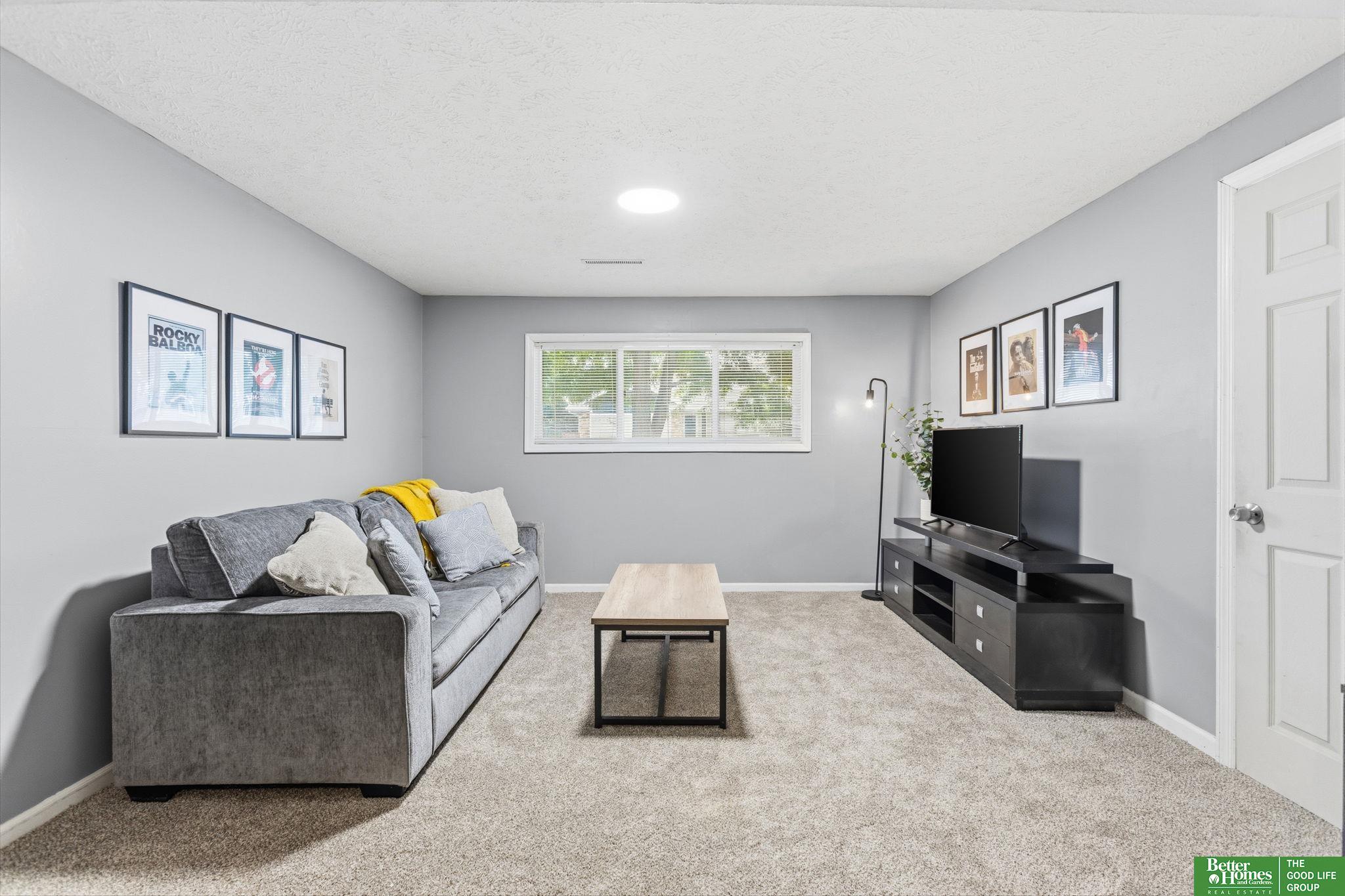 11212 Z Street