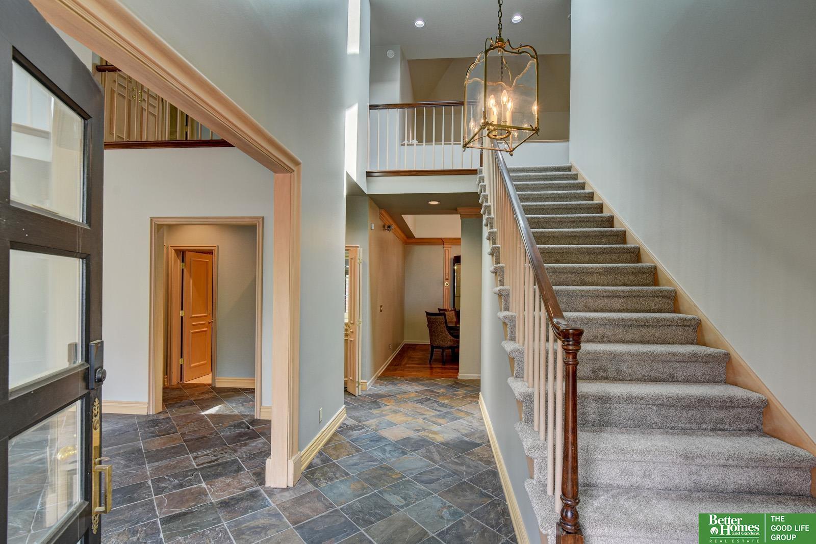 8914 Douglas Court
