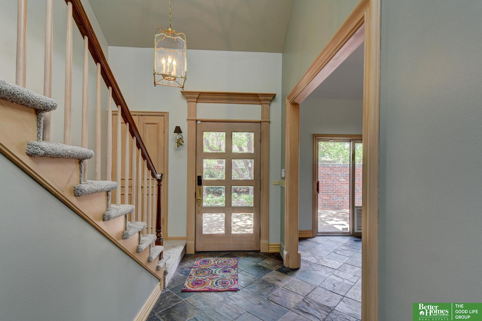 8914 Douglas Court